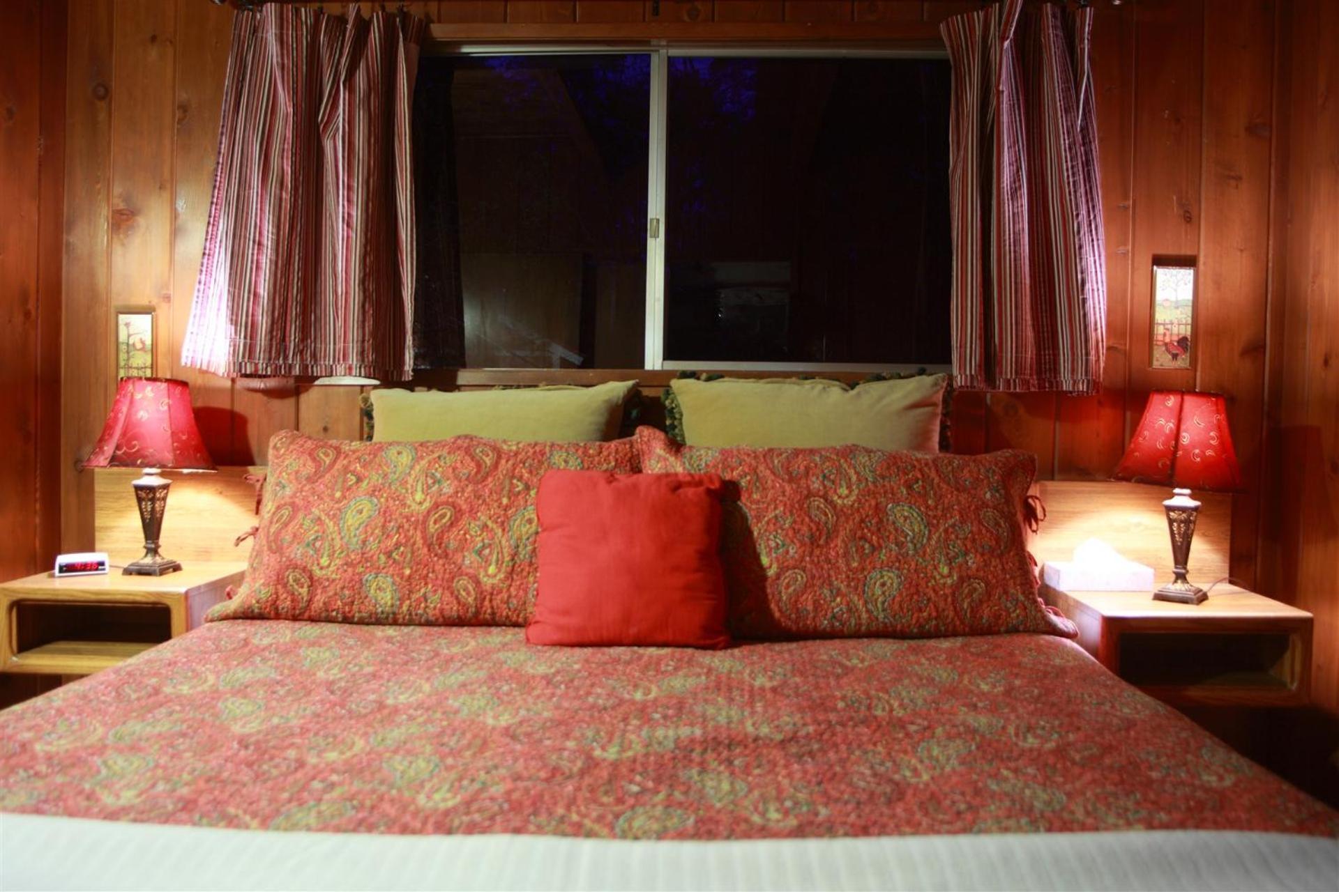 Sleepy Hollow Cabins And Hotel Crestline 外观 照片